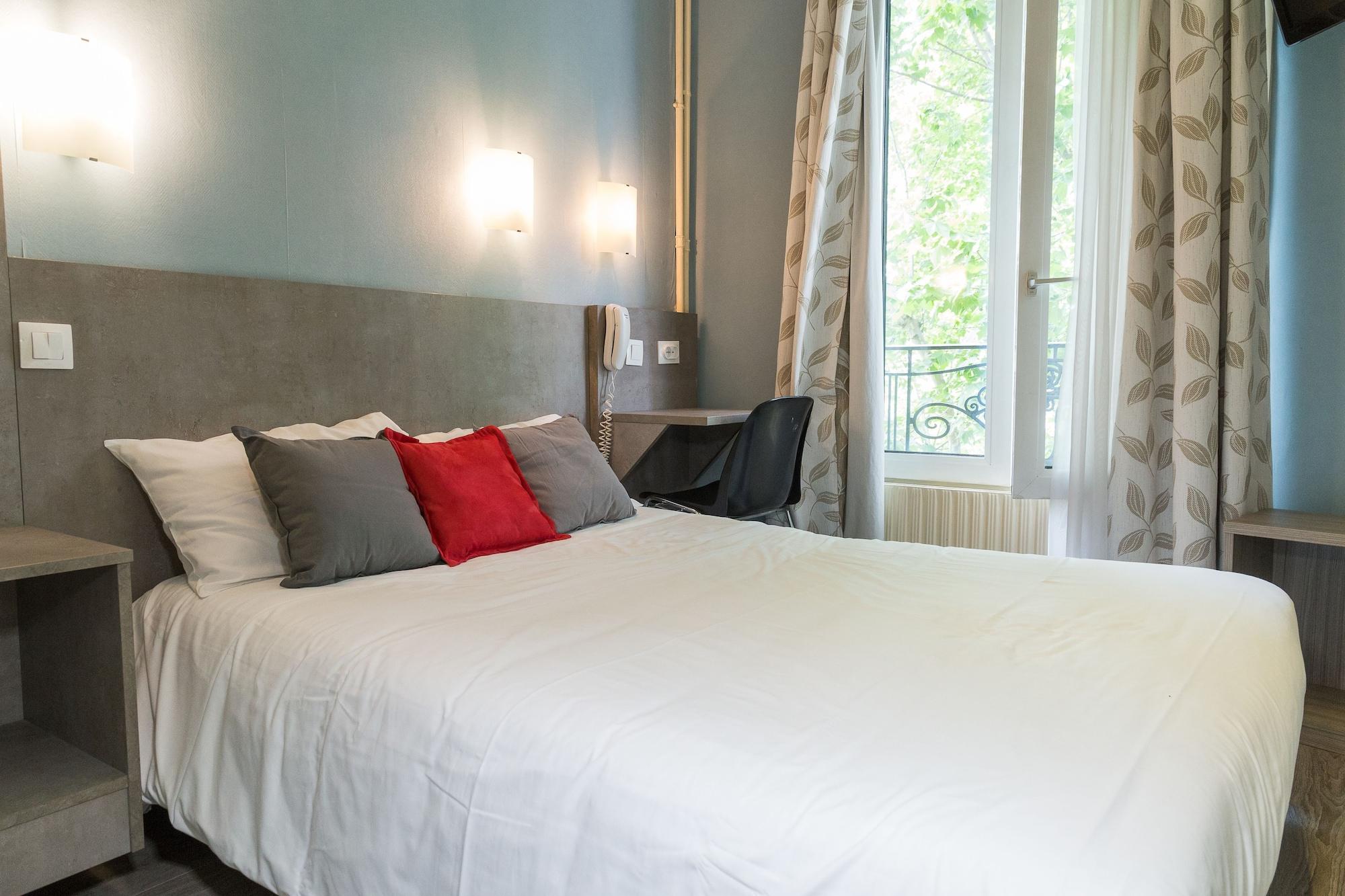 Panam Hotel Paris Gambetta- Place Gambetta-Mairie Du 20 Emme Eksteriør billede