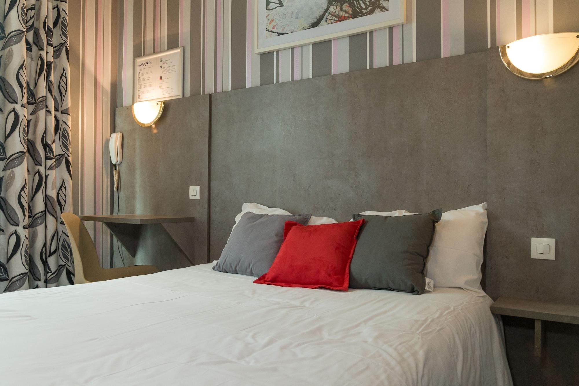 Panam Hotel Paris Gambetta- Place Gambetta-Mairie Du 20 Emme Eksteriør billede