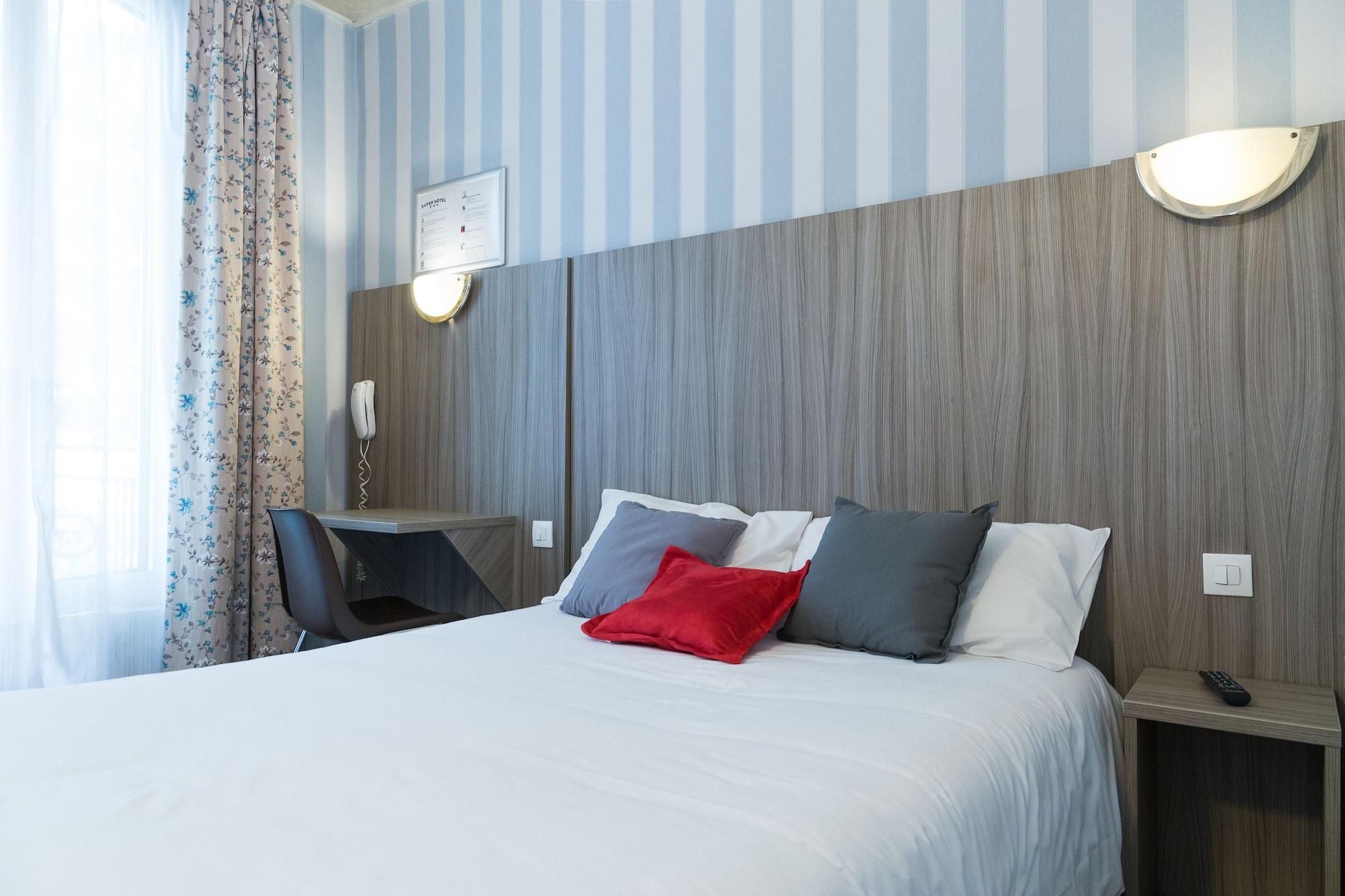 Panam Hotel Paris Gambetta- Place Gambetta-Mairie Du 20 Emme Eksteriør billede