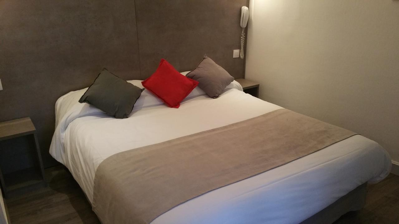 Panam Hotel Paris Gambetta- Place Gambetta-Mairie Du 20 Emme Eksteriør billede