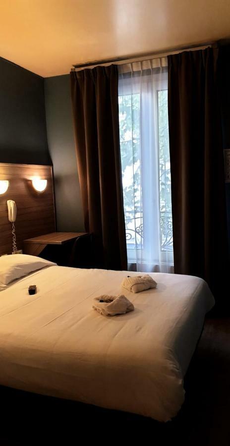 Panam Hotel Paris Gambetta- Place Gambetta-Mairie Du 20 Emme Eksteriør billede