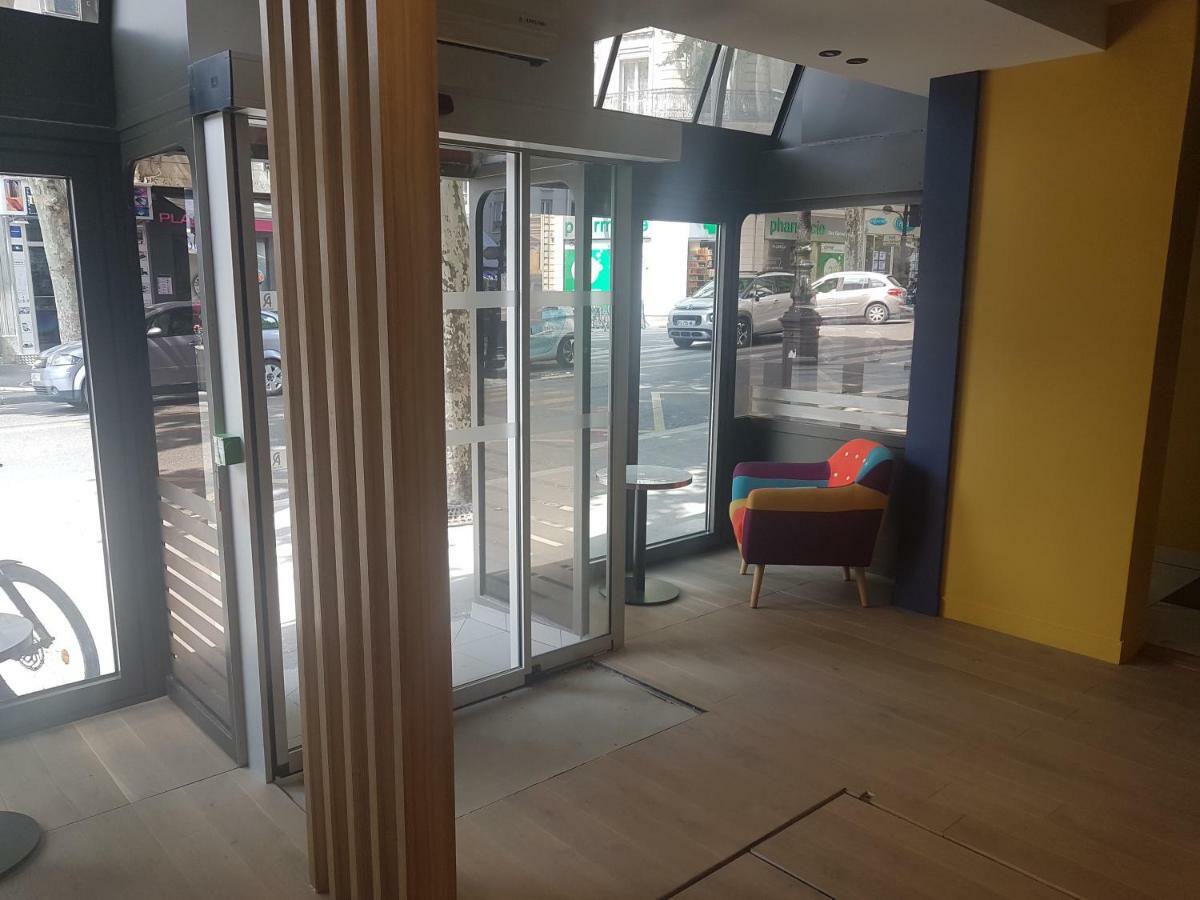 Panam Hotel Paris Gambetta- Place Gambetta-Mairie Du 20 Emme Eksteriør billede